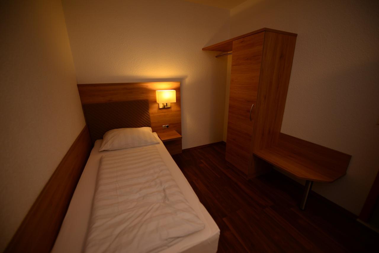 Hotel Linde Stuttgart Buitenkant foto