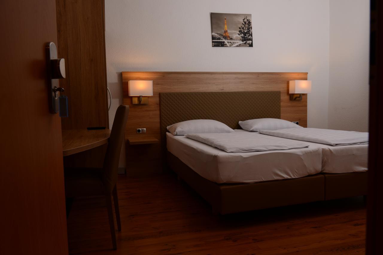 Hotel Linde Stuttgart Buitenkant foto
